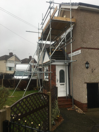 Scaffolding erected over front door of UK home in Nottingham | East Midlands
